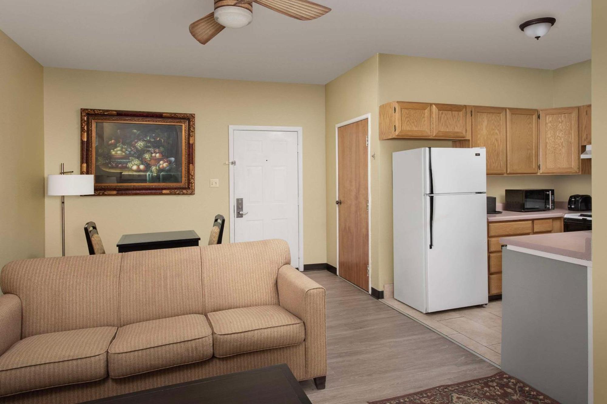 Quality Inn & Suites Gallup I-40 Exit 20 المظهر الخارجي الصورة