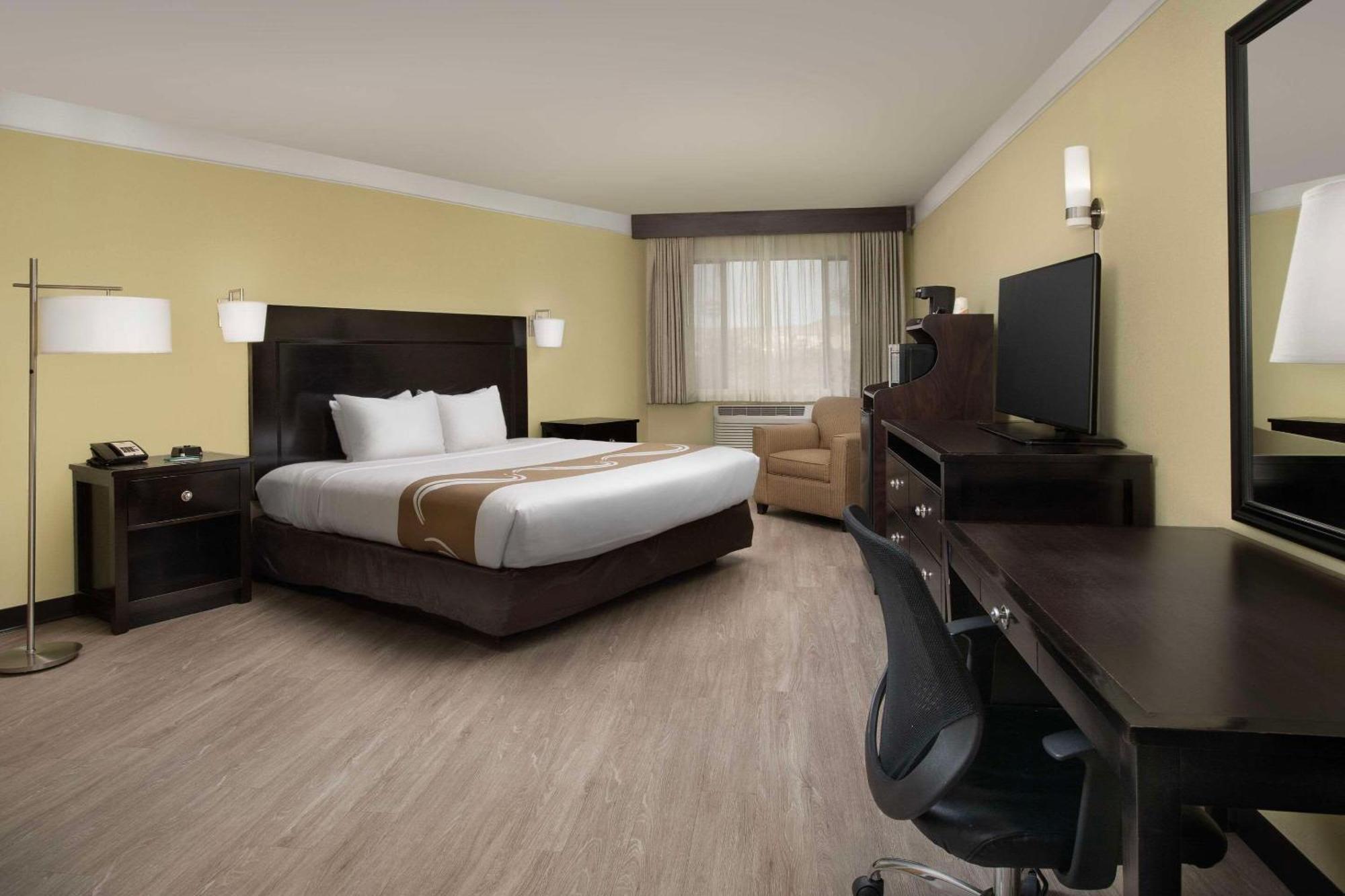 Quality Inn & Suites Gallup I-40 Exit 20 المظهر الخارجي الصورة