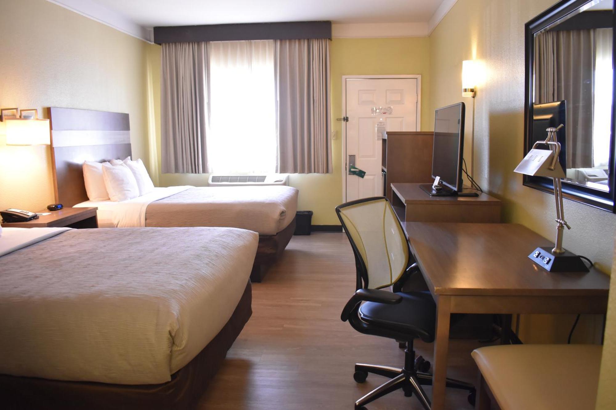 Quality Inn & Suites Gallup I-40 Exit 20 المظهر الخارجي الصورة