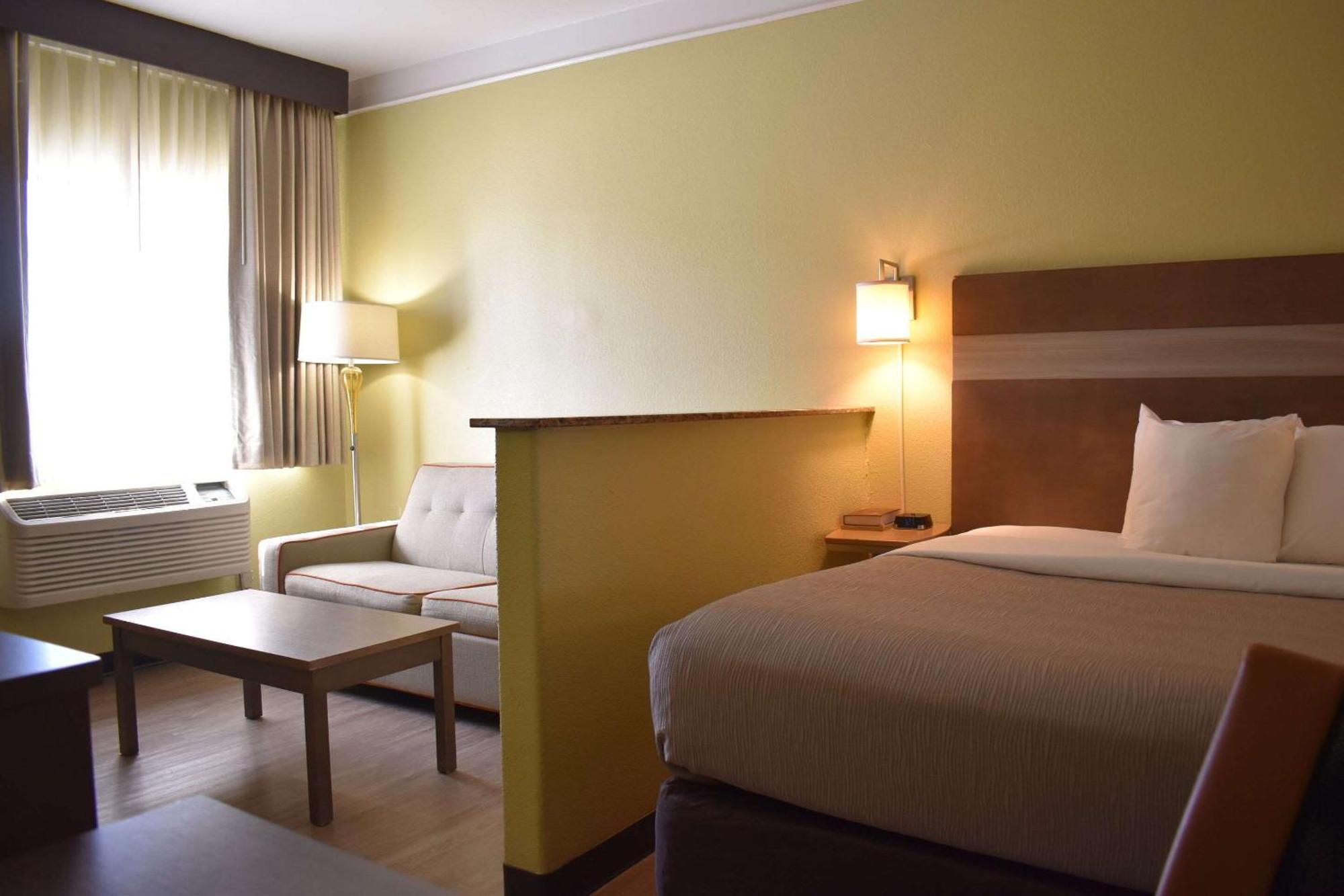 Quality Inn & Suites Gallup I-40 Exit 20 المظهر الخارجي الصورة