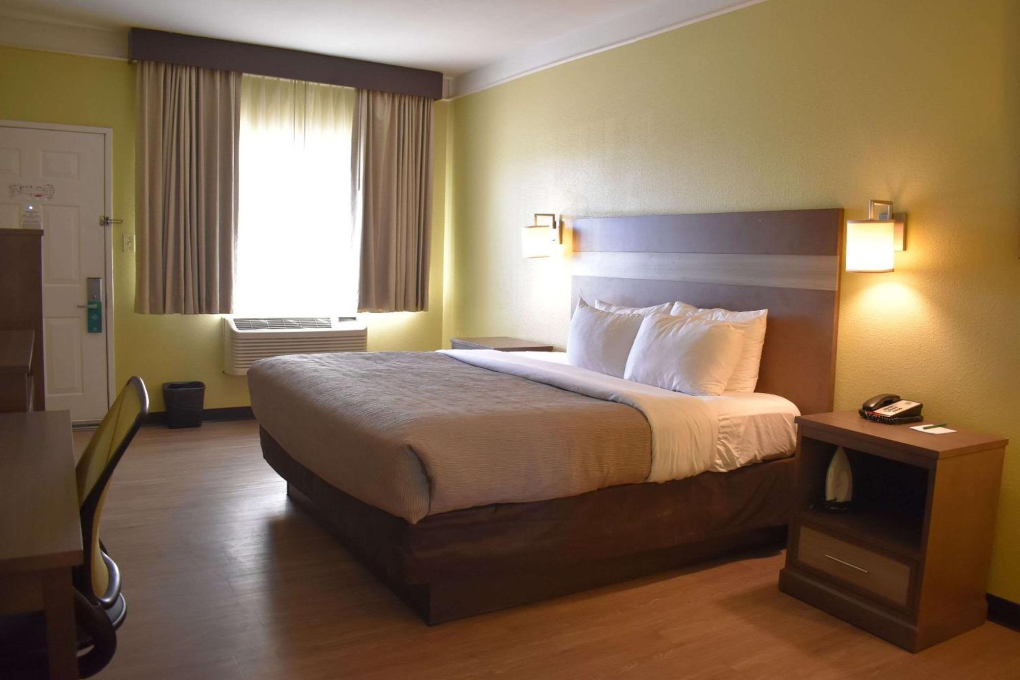 Quality Inn & Suites Gallup I-40 Exit 20 المظهر الخارجي الصورة