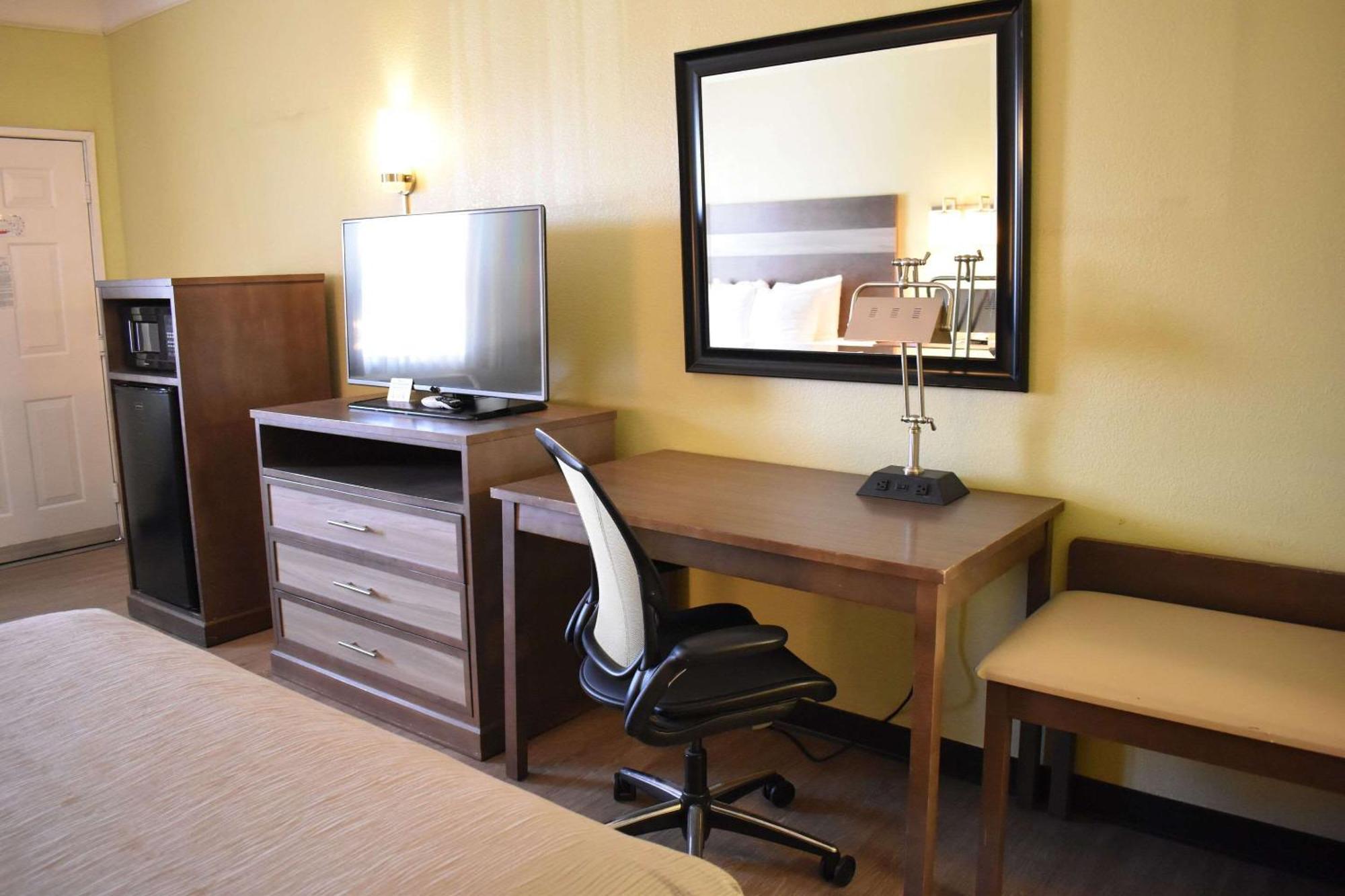Quality Inn & Suites Gallup I-40 Exit 20 المظهر الخارجي الصورة