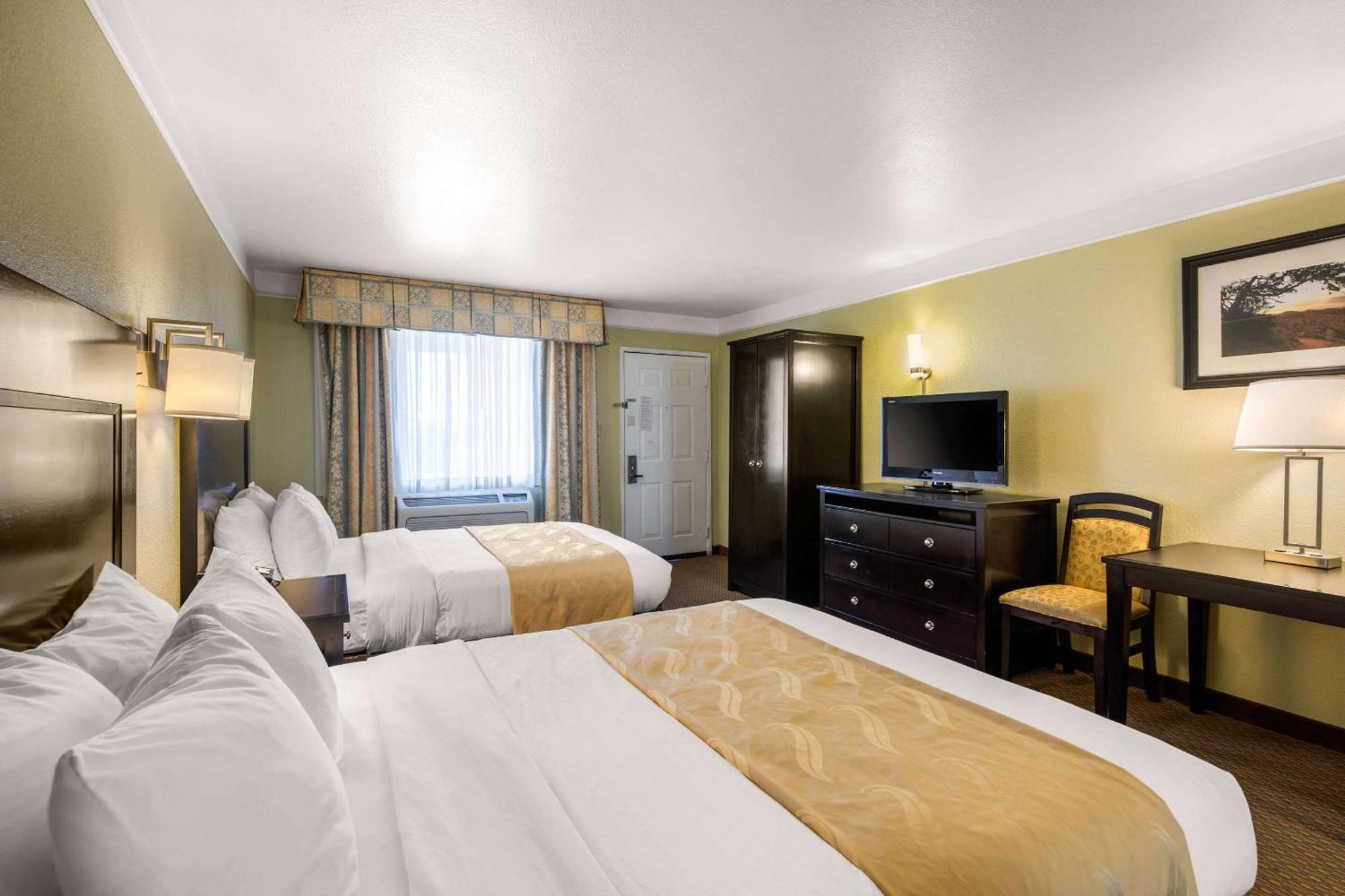 Quality Inn & Suites Gallup I-40 Exit 20 المظهر الخارجي الصورة
