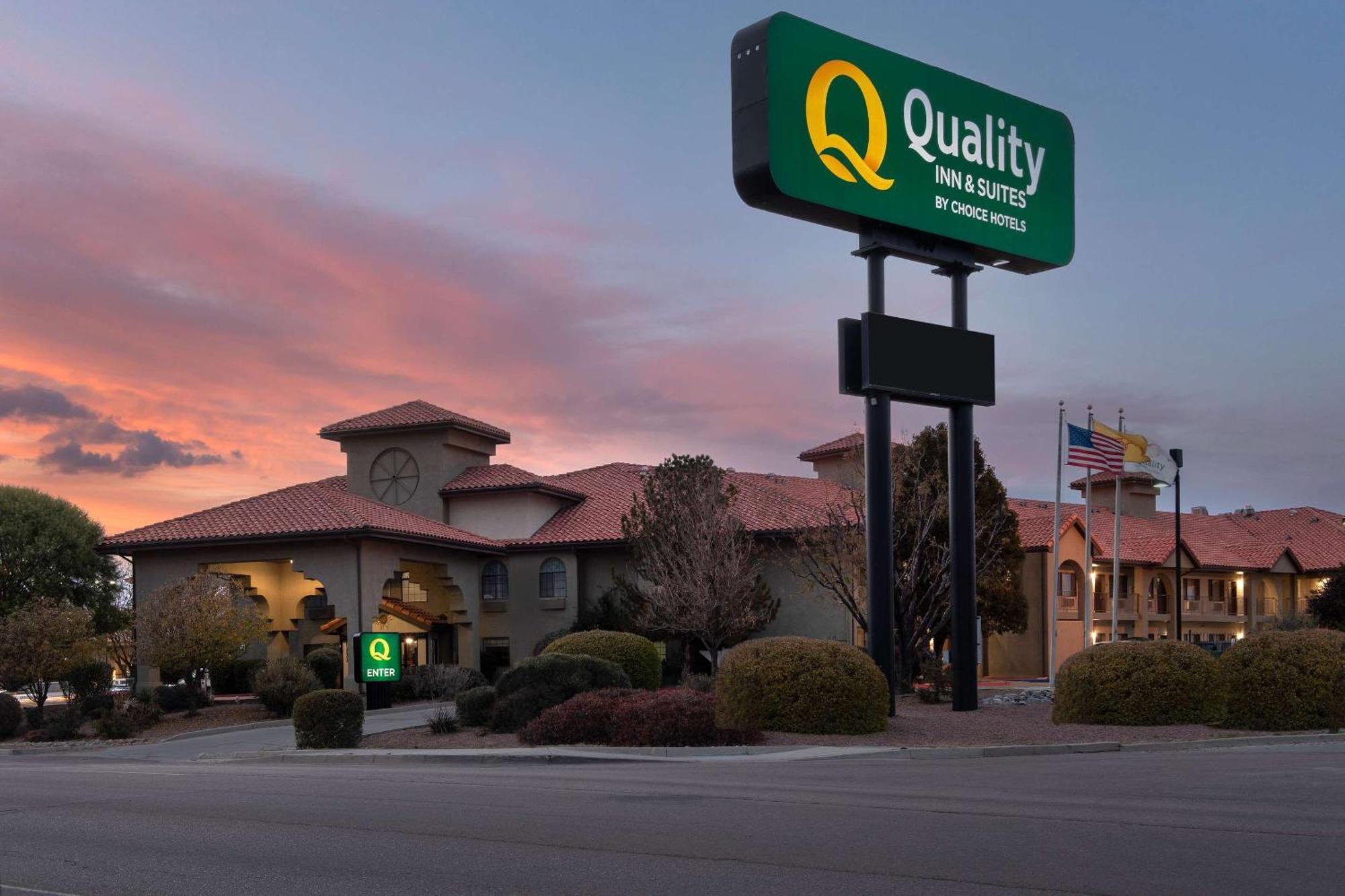 Quality Inn & Suites Gallup I-40 Exit 20 المظهر الخارجي الصورة